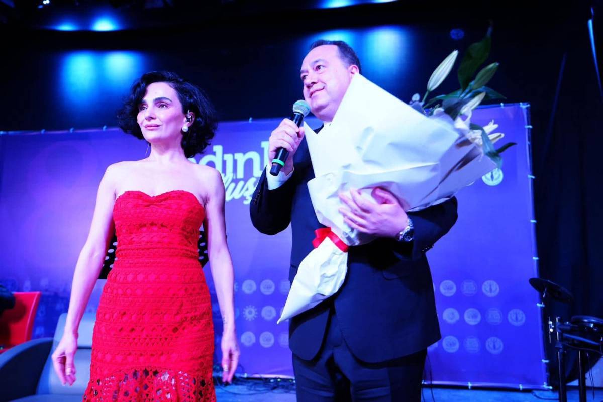 8 Mart’ta Sergiler, Anlatılar ve Yürüyüş