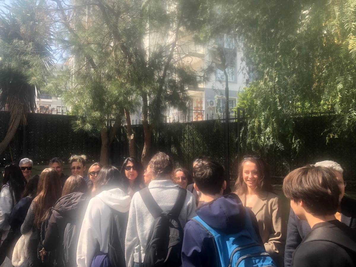 Karşıyaka’da Öğrencilere Anlamlı Bayramlaşma Etkinliği