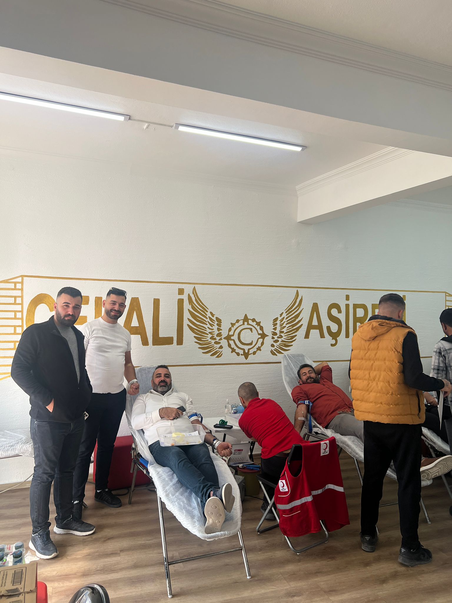 Celali Aşireti Ege Bölge Başkanlığı’ndan Kızılay’a Örnek Kan Bağışı Kampanyası